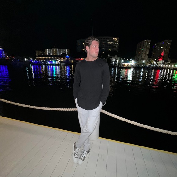 Meet your Posher, Jordan - Picture 1 of 1